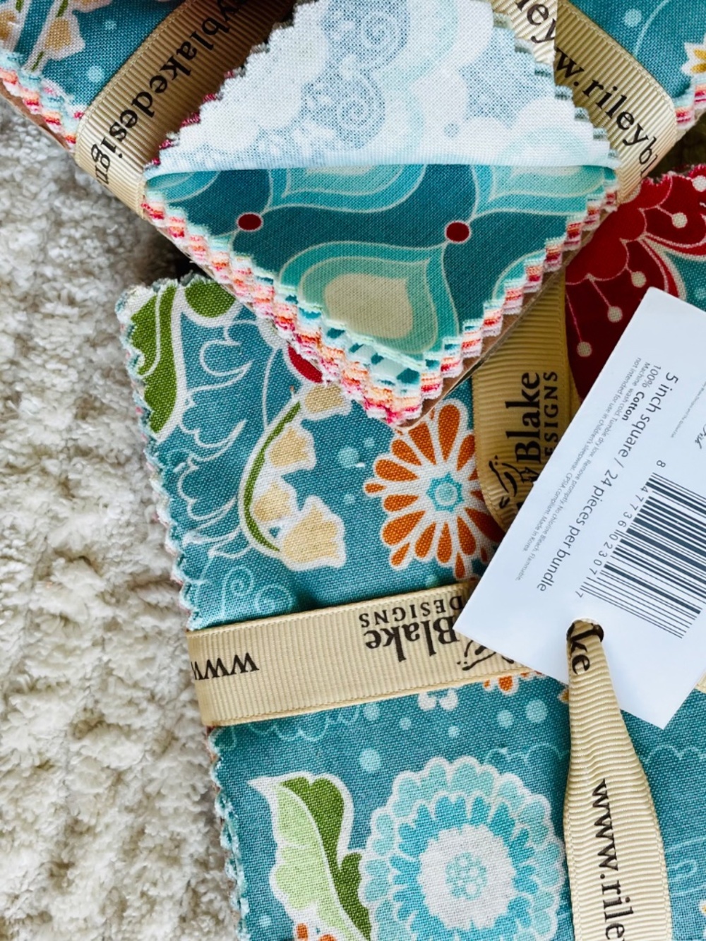 2 Riley Blake Designs "Twice as Nice" 5” stacker charm packs Quilted Fish Cotton - Picture 11 of 13